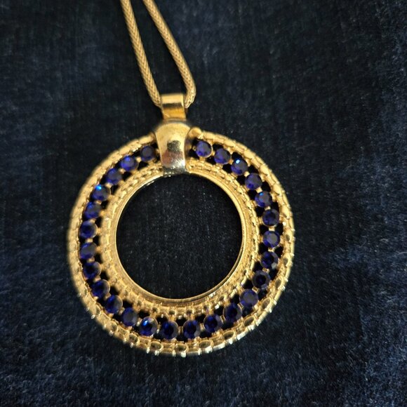 NWT Medallion Necklace with Blue Jewels - Picture 2 of 7